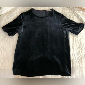 Vince woman’s velour Crewneck short sleeve top size small